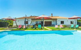 H - Montes De Praias Guesthouse